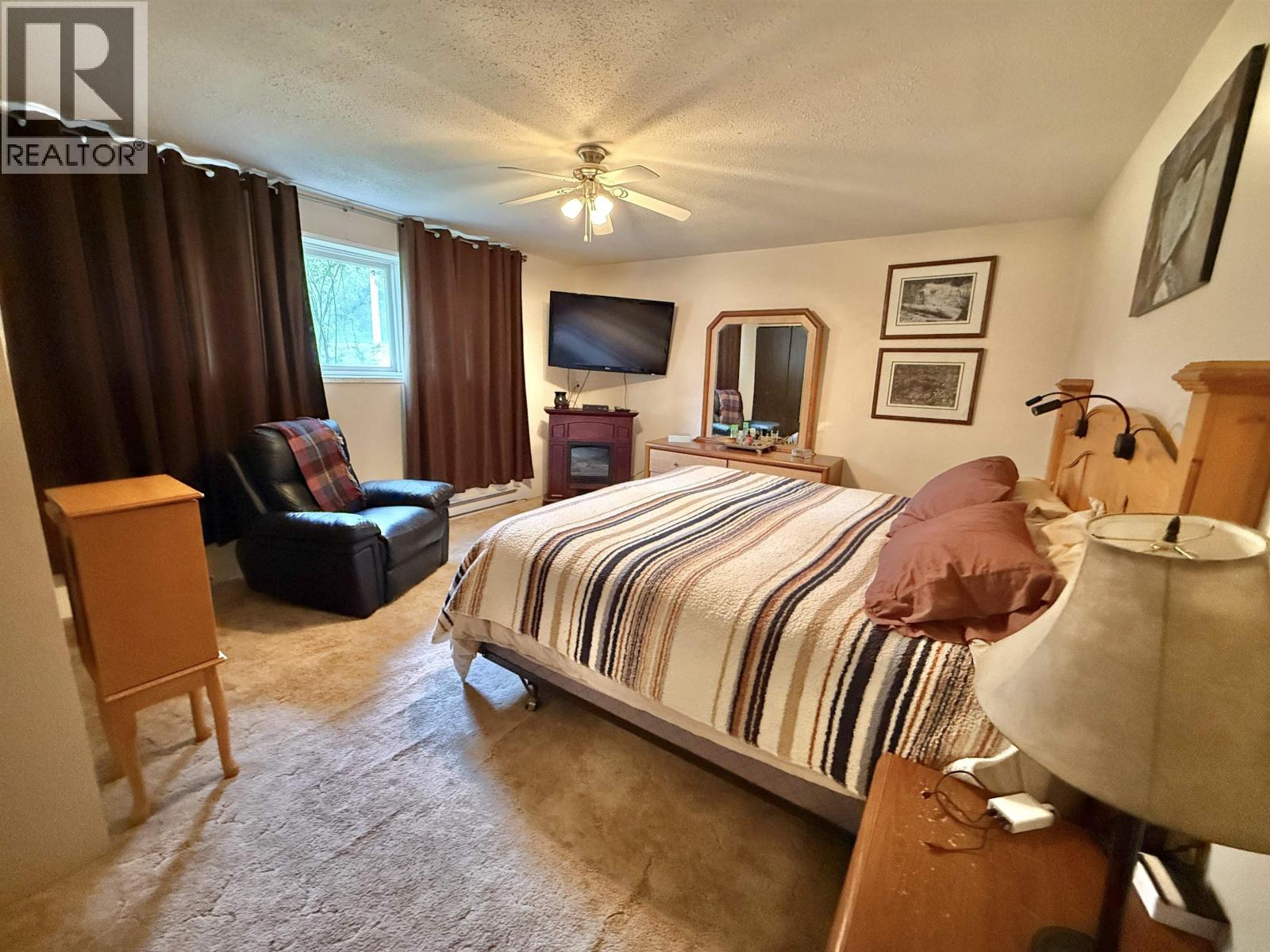 192 WOLFE ROAD - 19