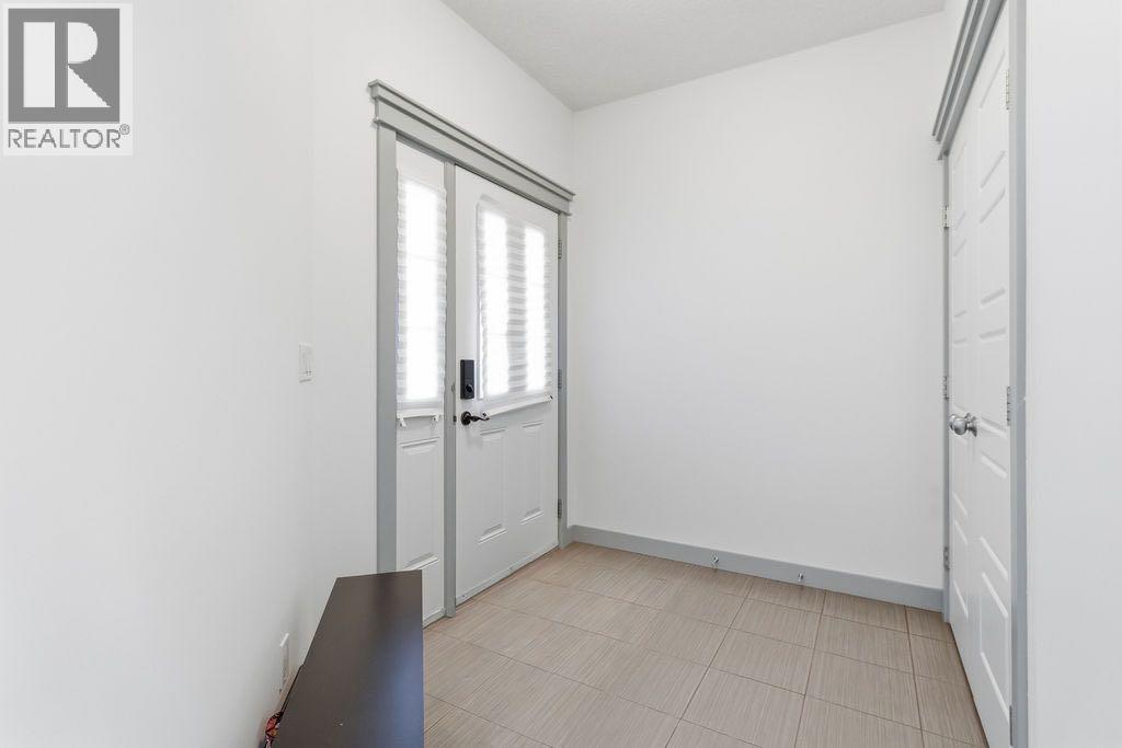 11 Evanscrest Way NW - 3