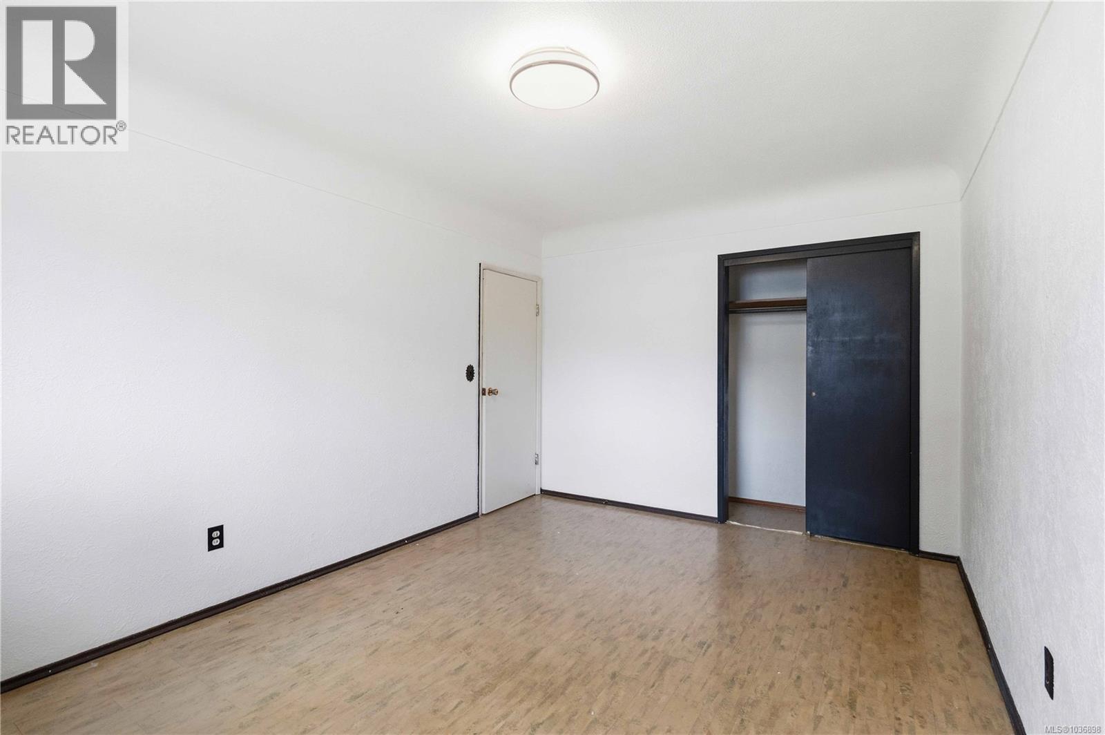 993 McCallum Rd - 12