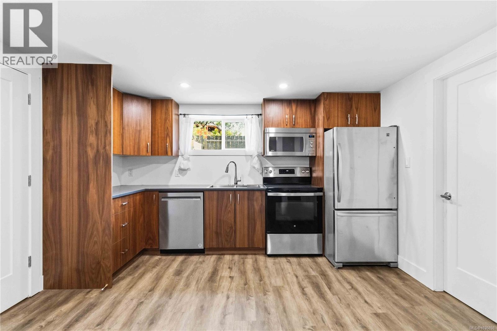 993 McCallum Rd - 13