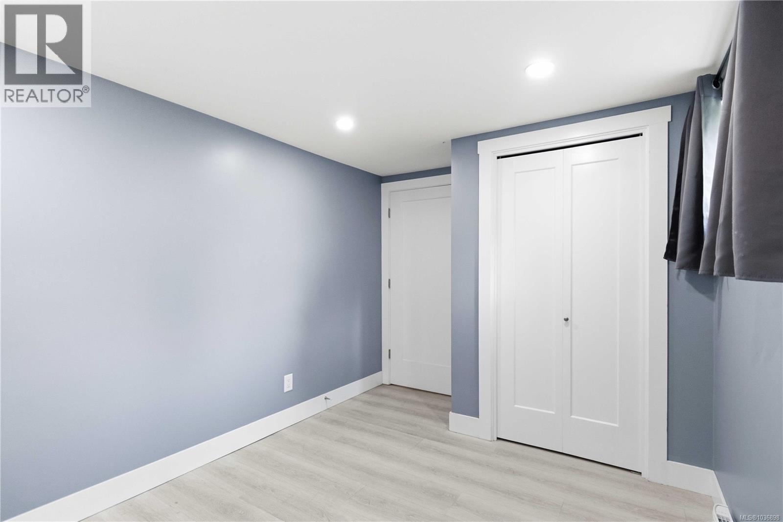 993 McCallum Rd - 22