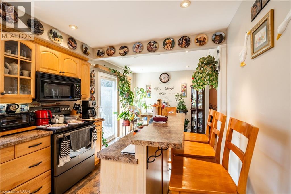 75 HANOVER Place - 17