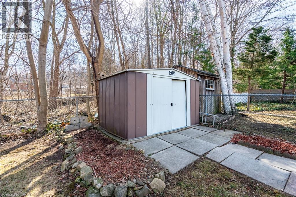 75 HANOVER Place - 39