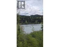 5858 Mahood Lake Road, Lone Butte, BC V0K1X3 Photo 9