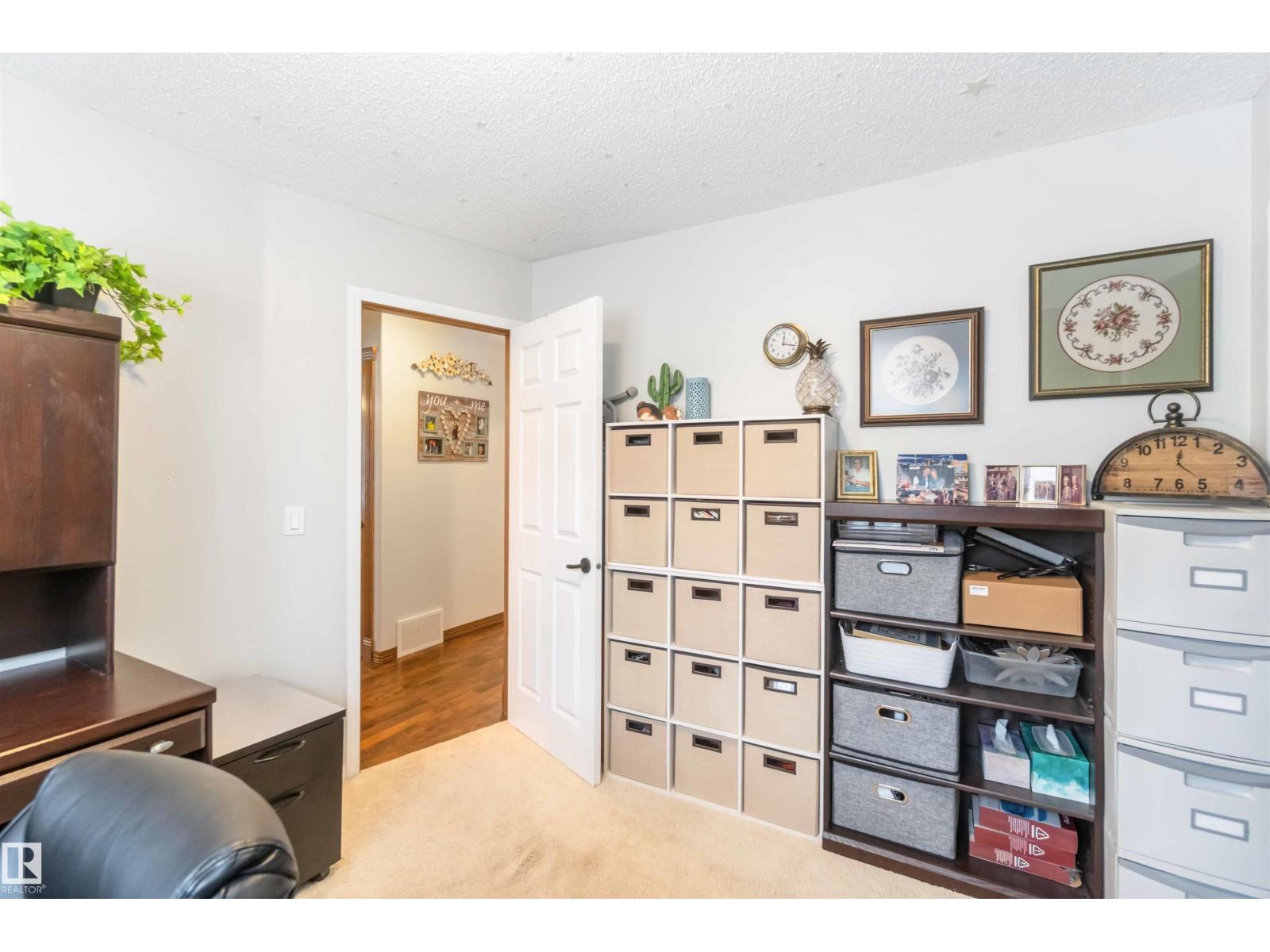 61 Linkside Blvd - 49