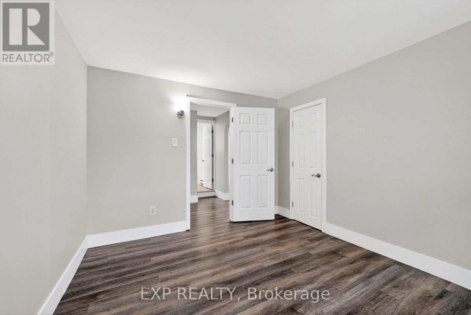 1210-1212 BEDFORD STREET - 14