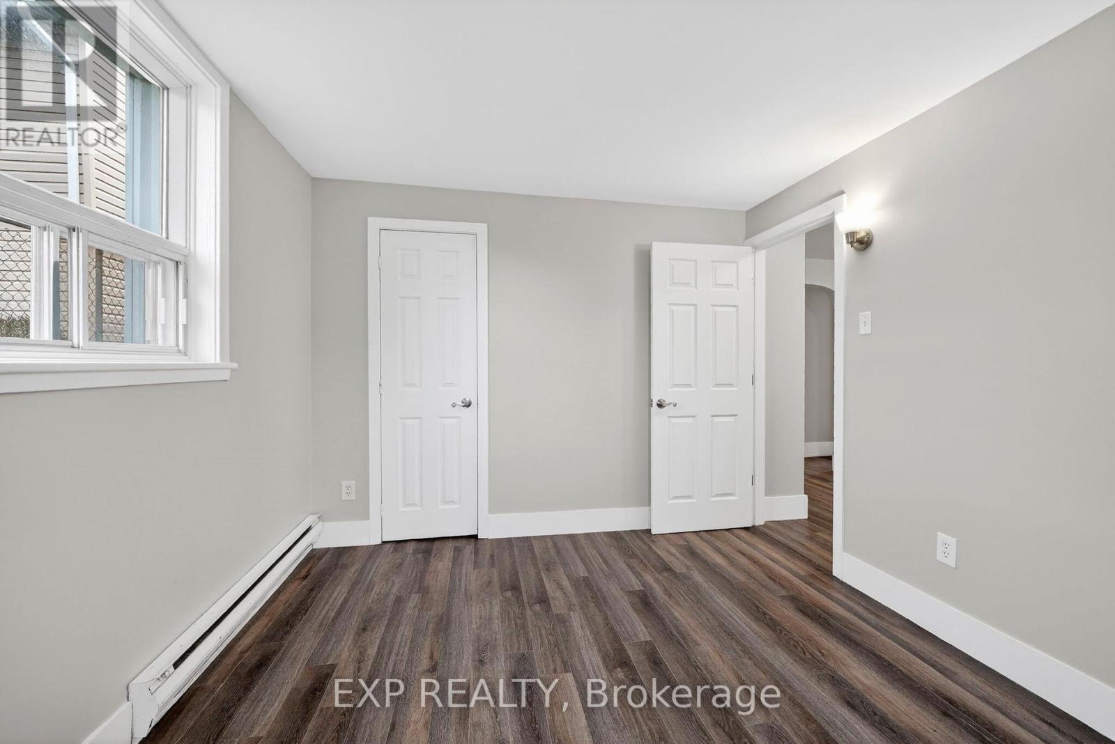 1210-1212 BEDFORD STREET - 17