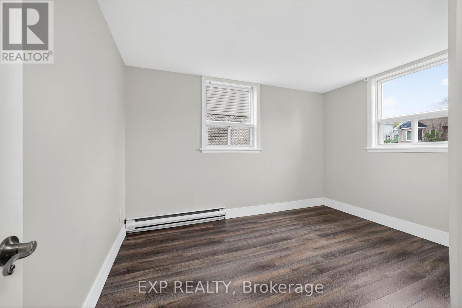 1210-1212 BEDFORD STREET - 18