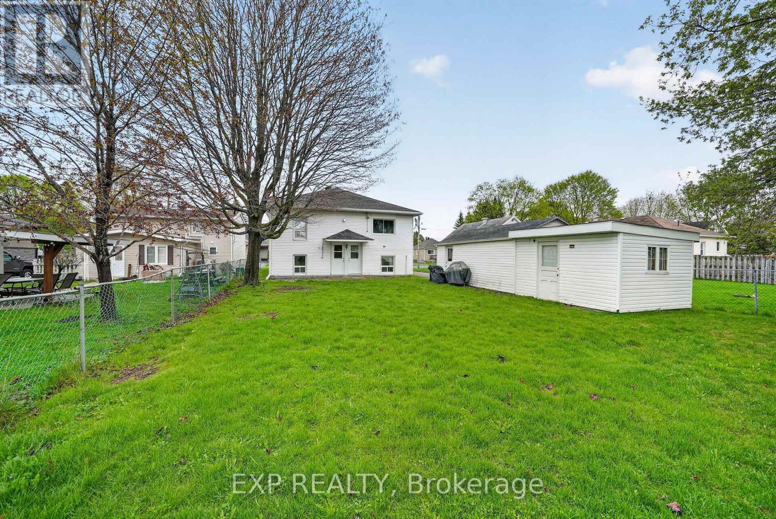 1210-1212 BEDFORD STREET - 27