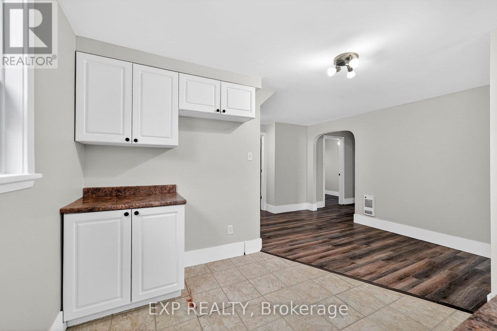 1210-1212 BEDFORD STREET - 5