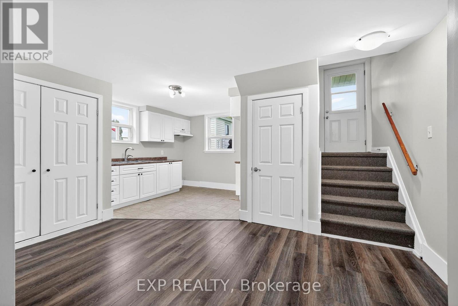 1210-1212 BEDFORD STREET - 6