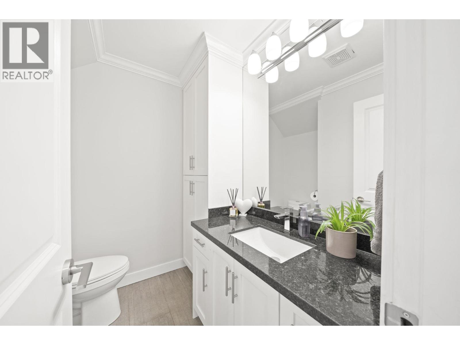 43 4800 TRIMARAN DRIVE, Richmond