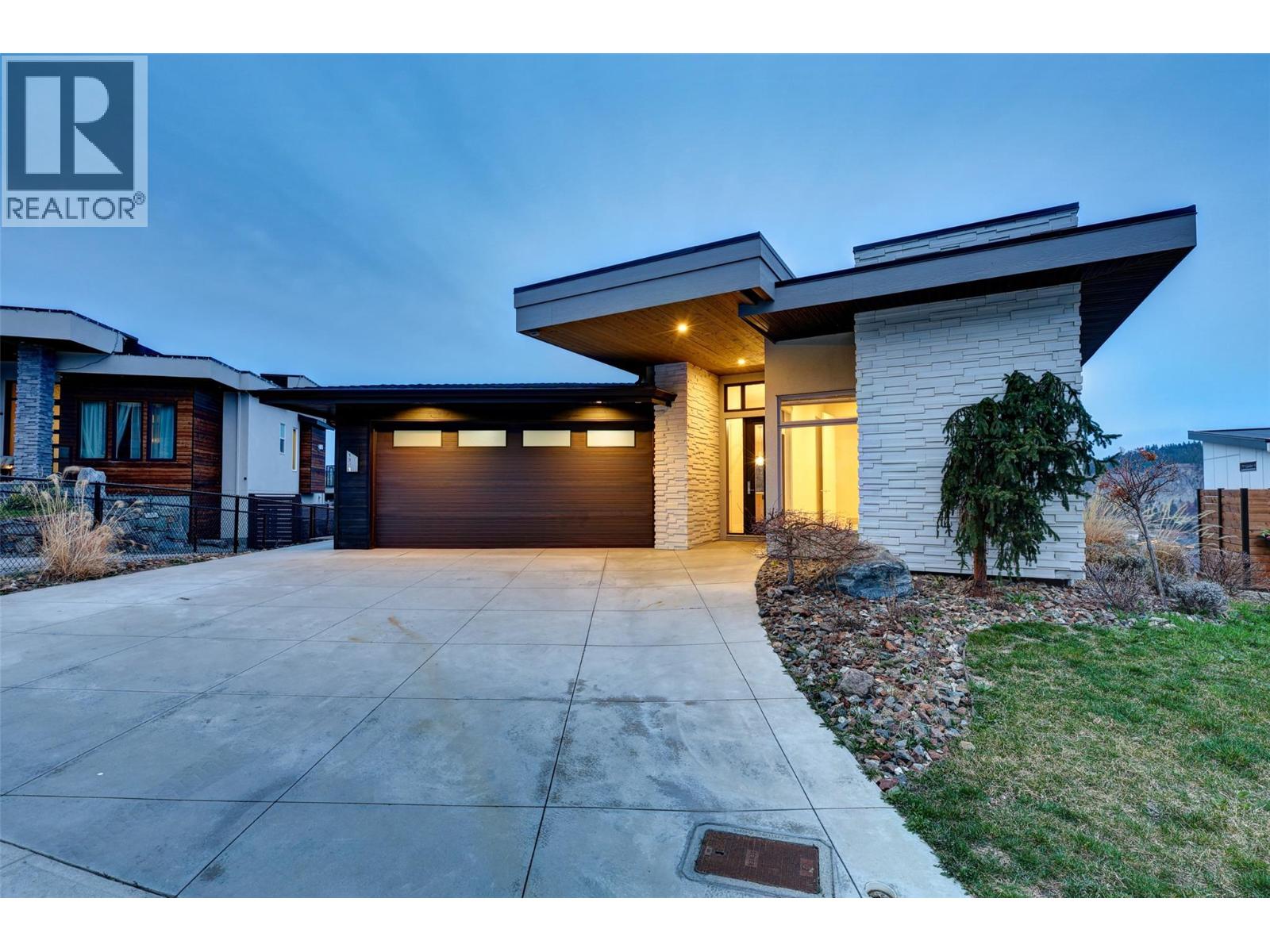 1341 Sladen Crescent, Kelowna