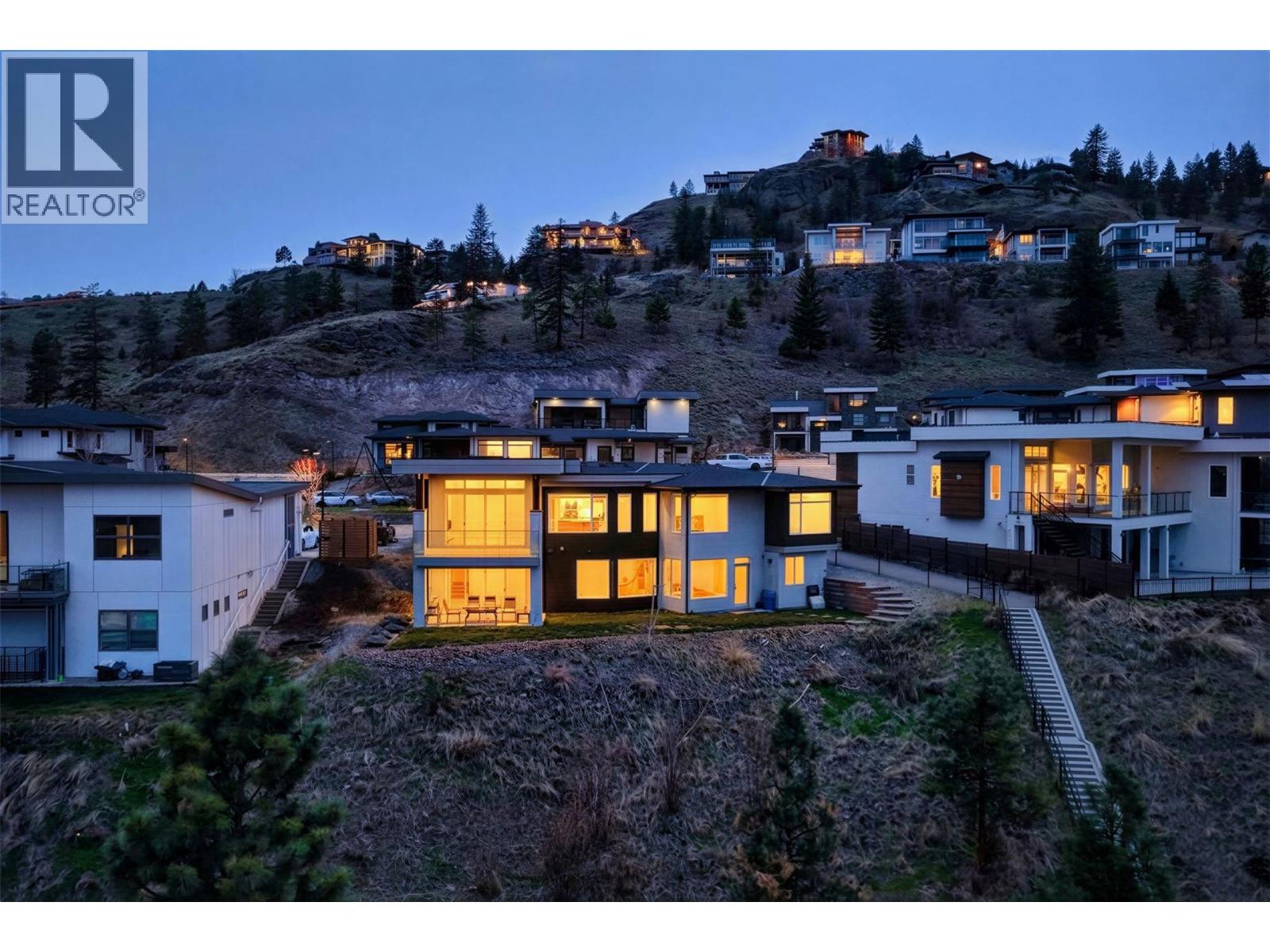 1341 Sladen Crescent, Kelowna