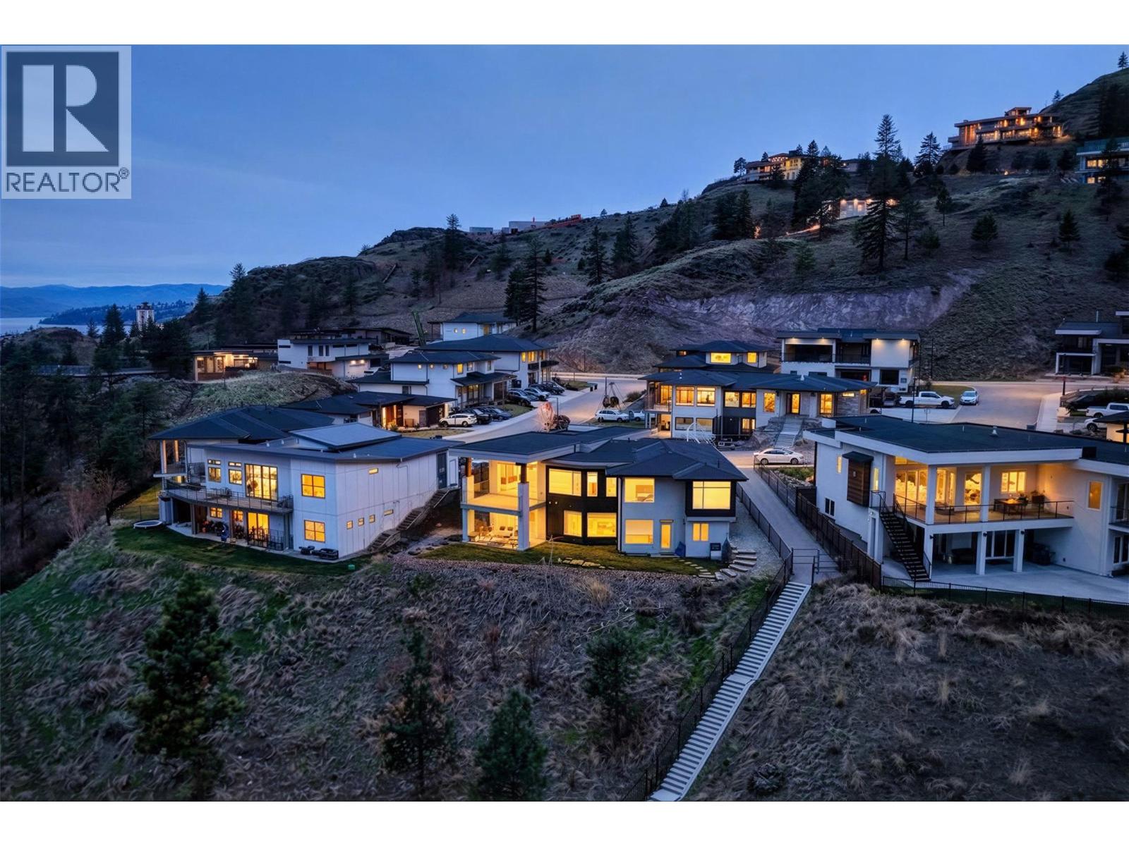 1341 Sladen Crescent, Kelowna