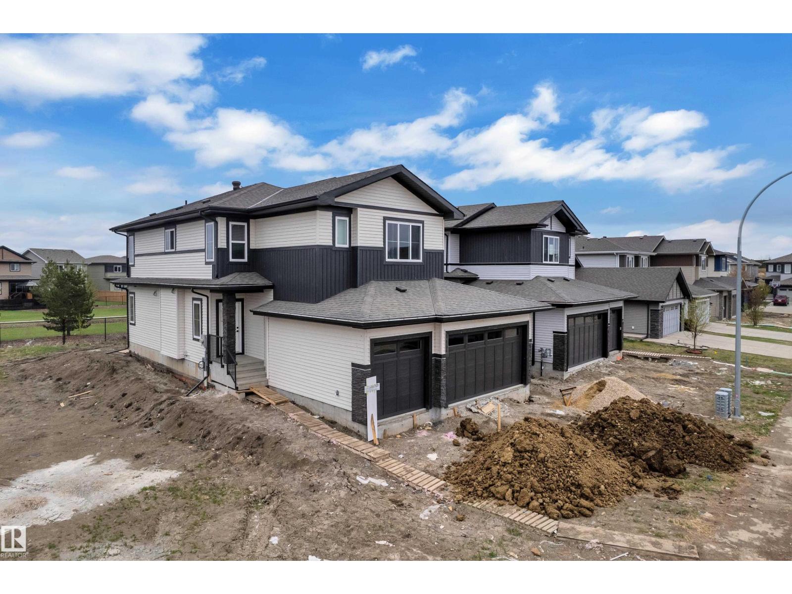 12623 44 ST NW - Image 2
