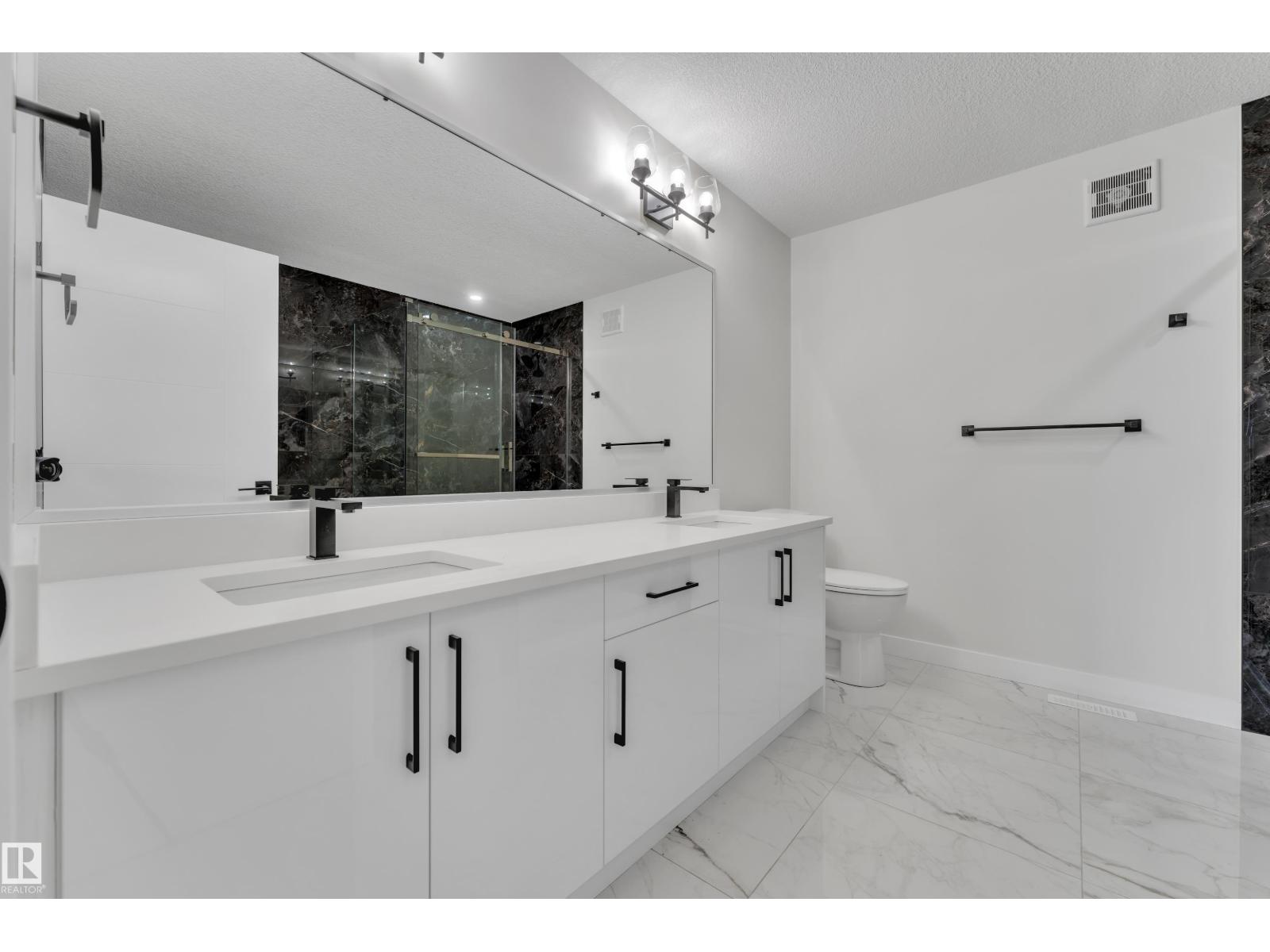 12623 44 ST NW - 36