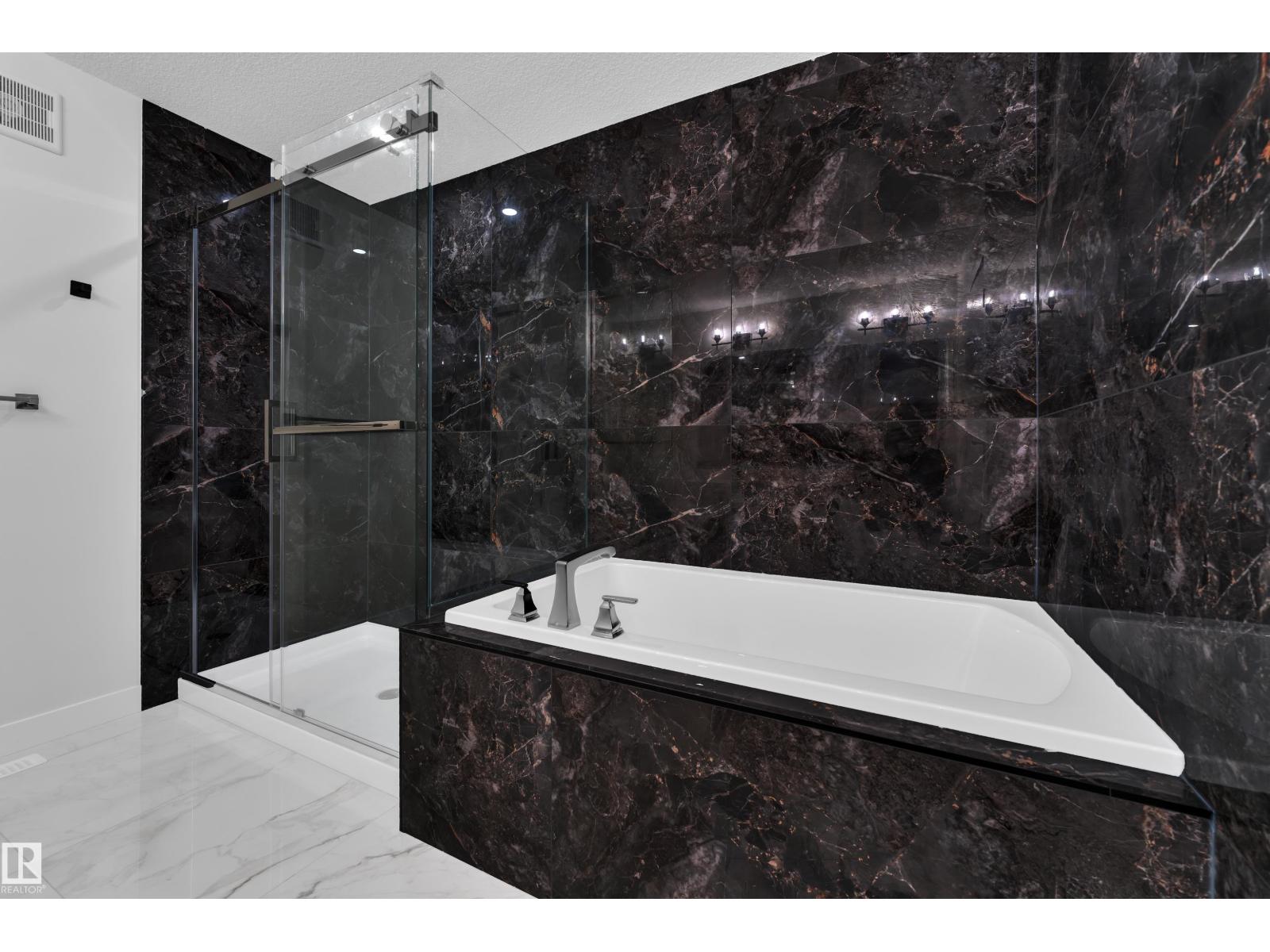 12623 44 ST NW - 37