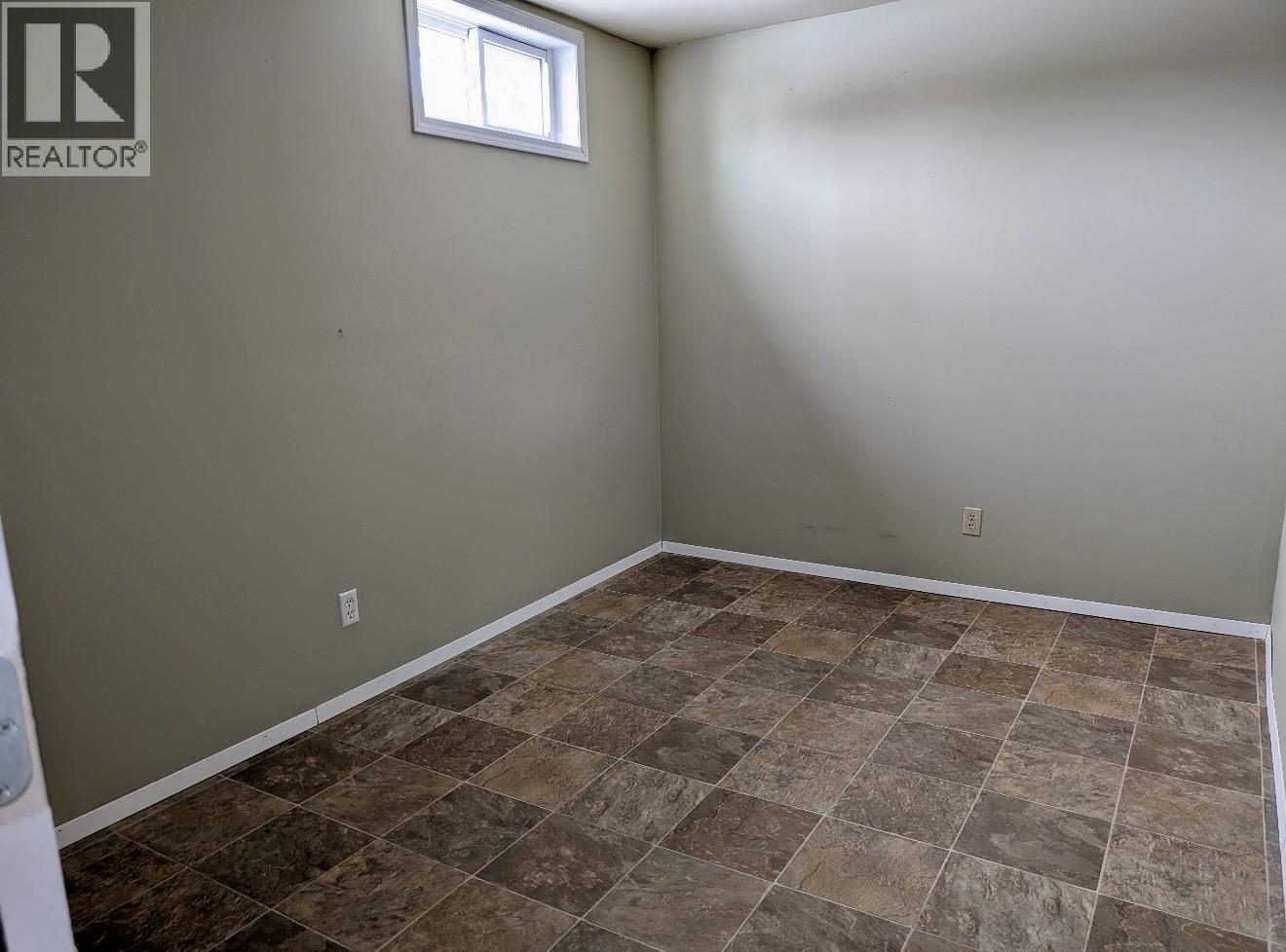 168 E 3RD AVENUE, Fort St. James
