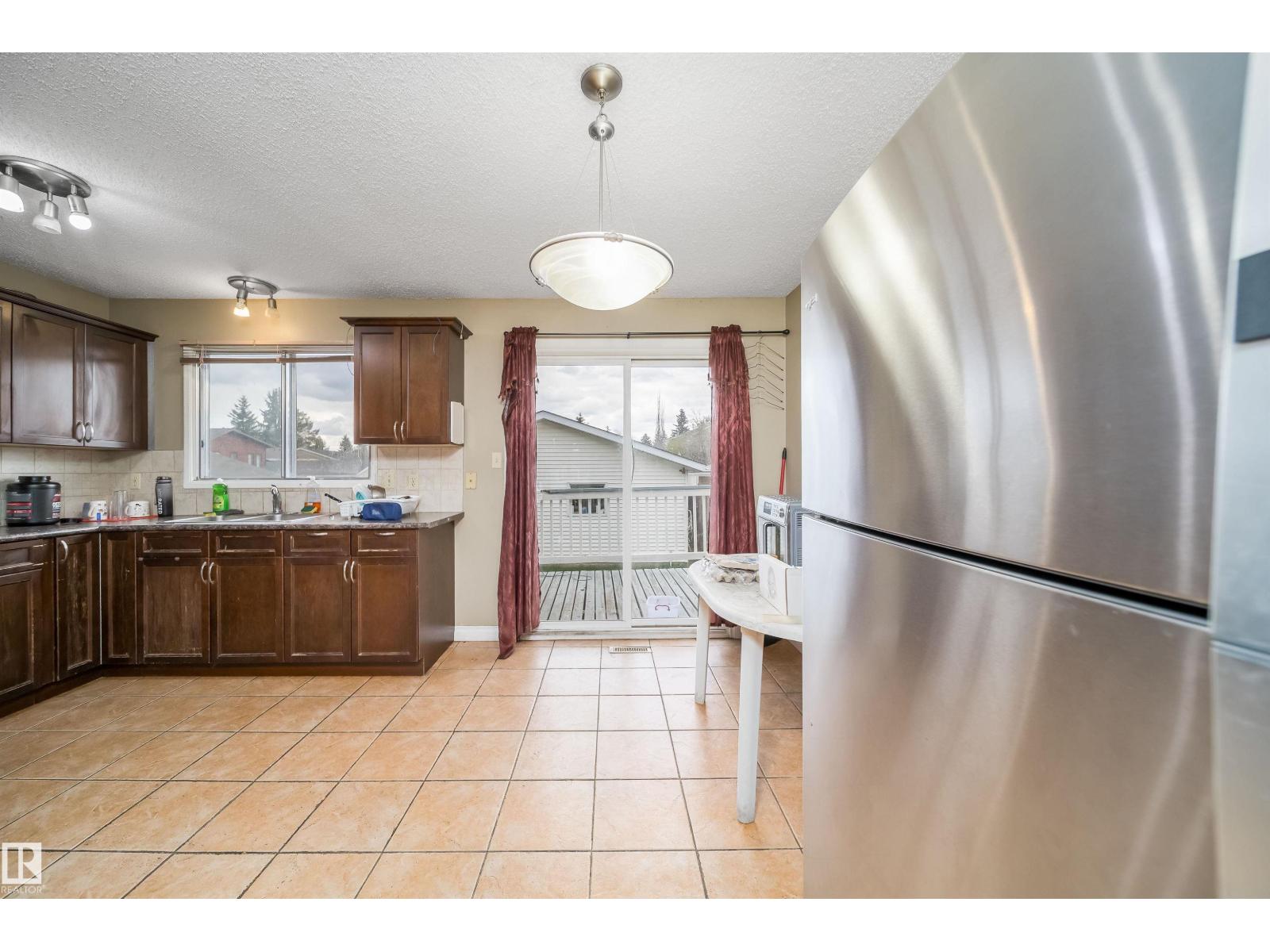 1771 37 ST NW - 16