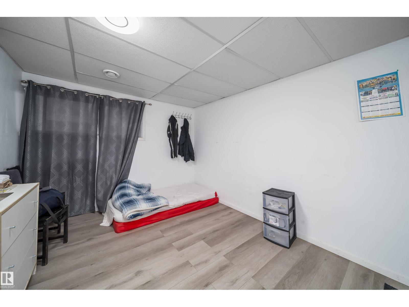 1771 37 ST NW - 32