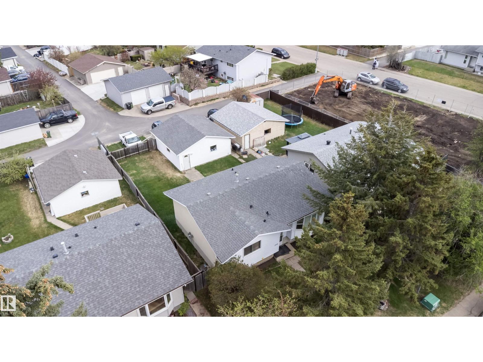 1771 37 ST NW - 42