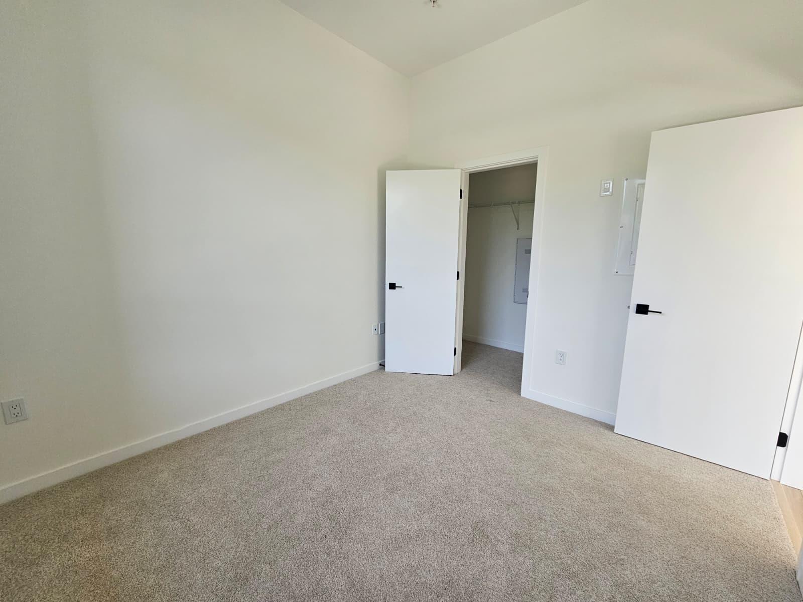 111 6220 GOOSEBERRY DRIVE, Surrey