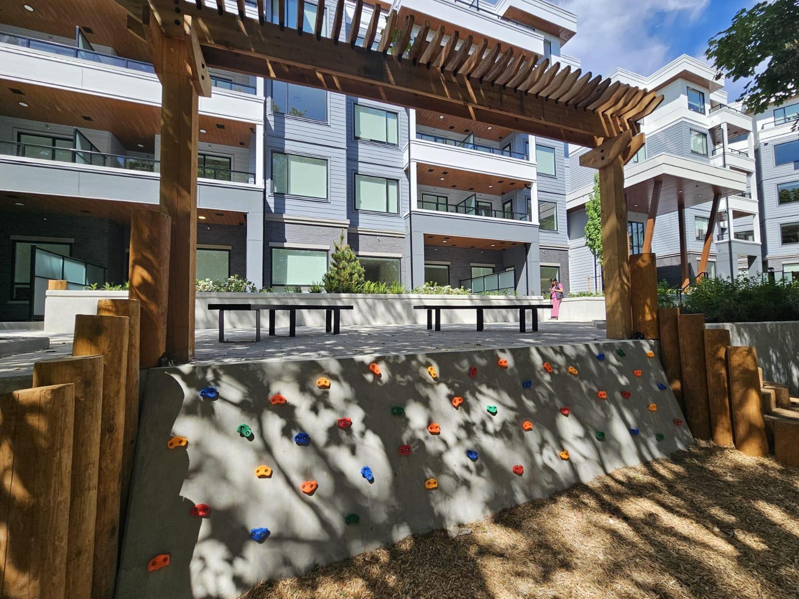 111 6220 GOOSEBERRY DRIVE, Surrey