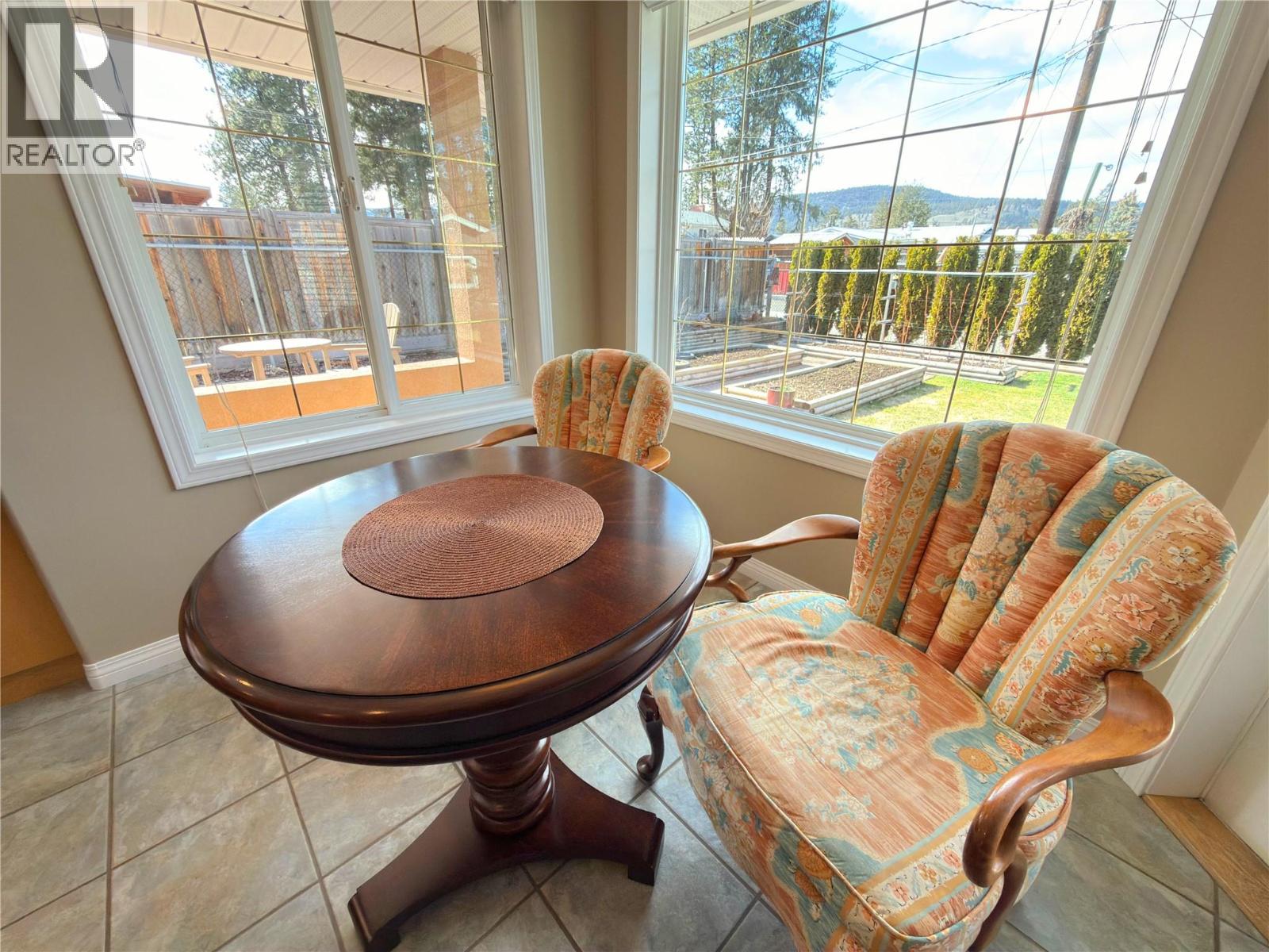 389 BILLITER Avenue - 22