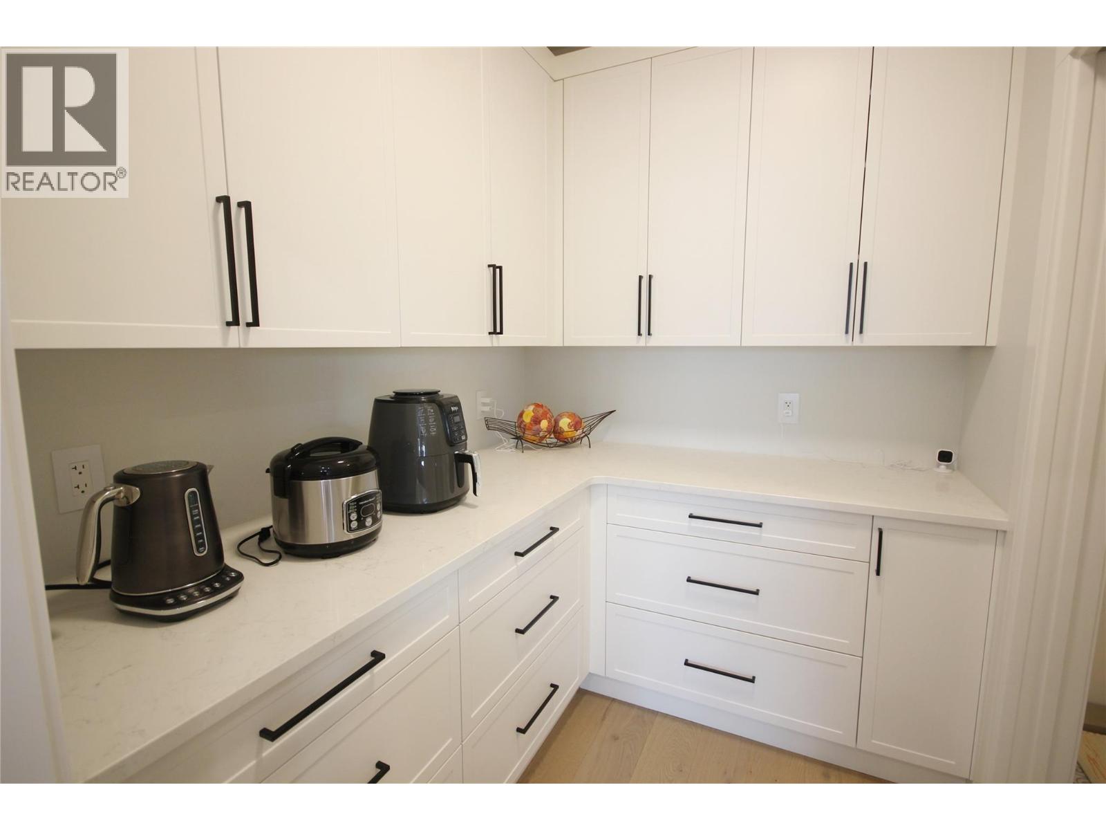 1164 ELK Street, Penticton