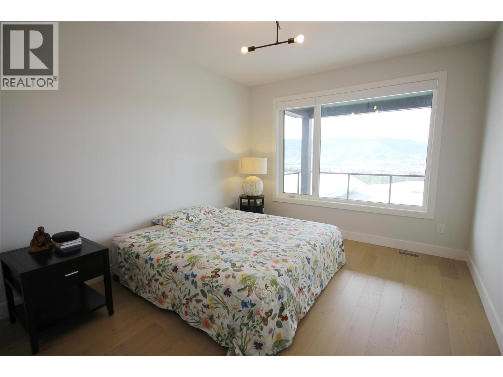 1164 ELK Street, Penticton