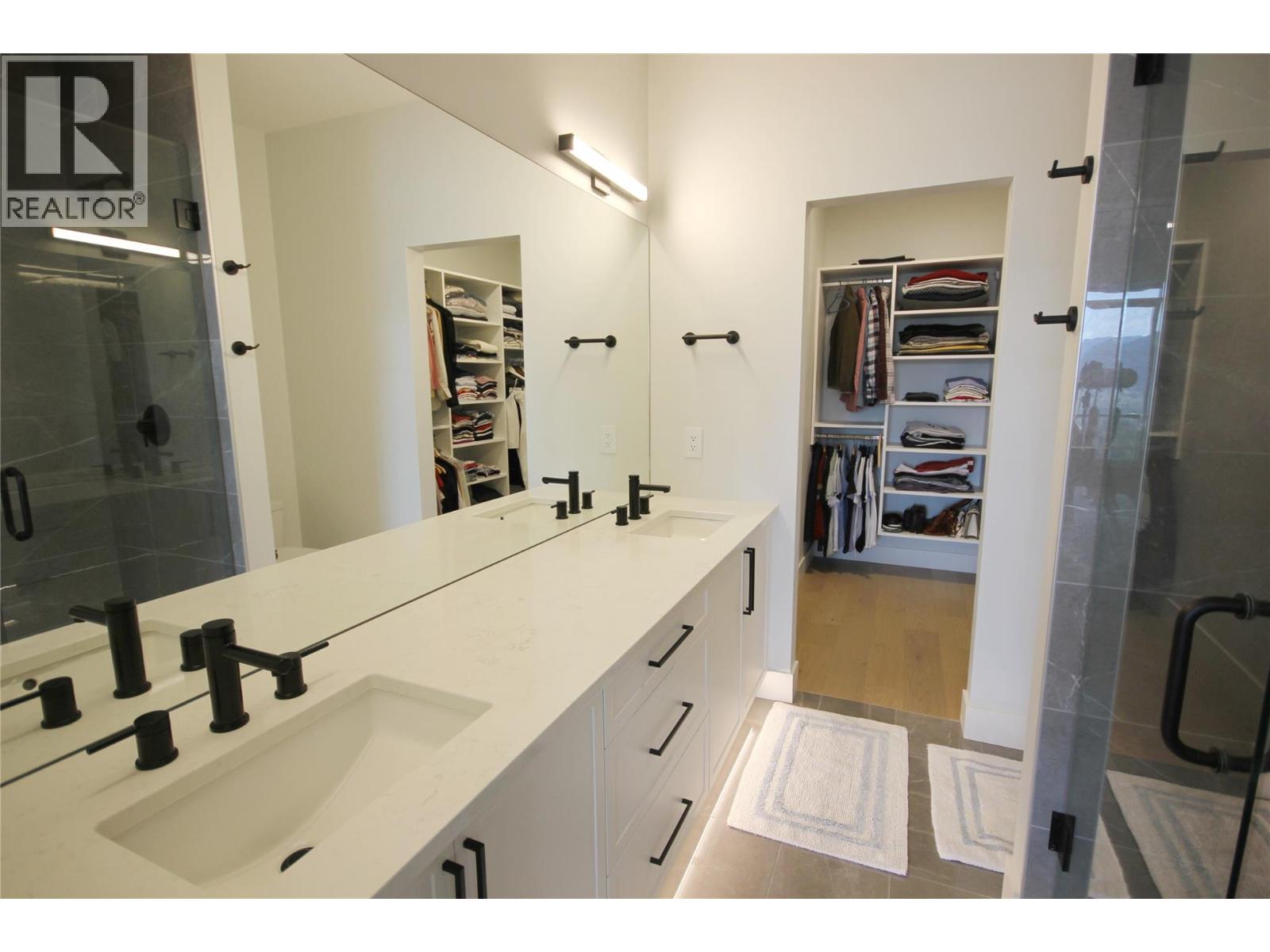 1164 ELK Street, Penticton