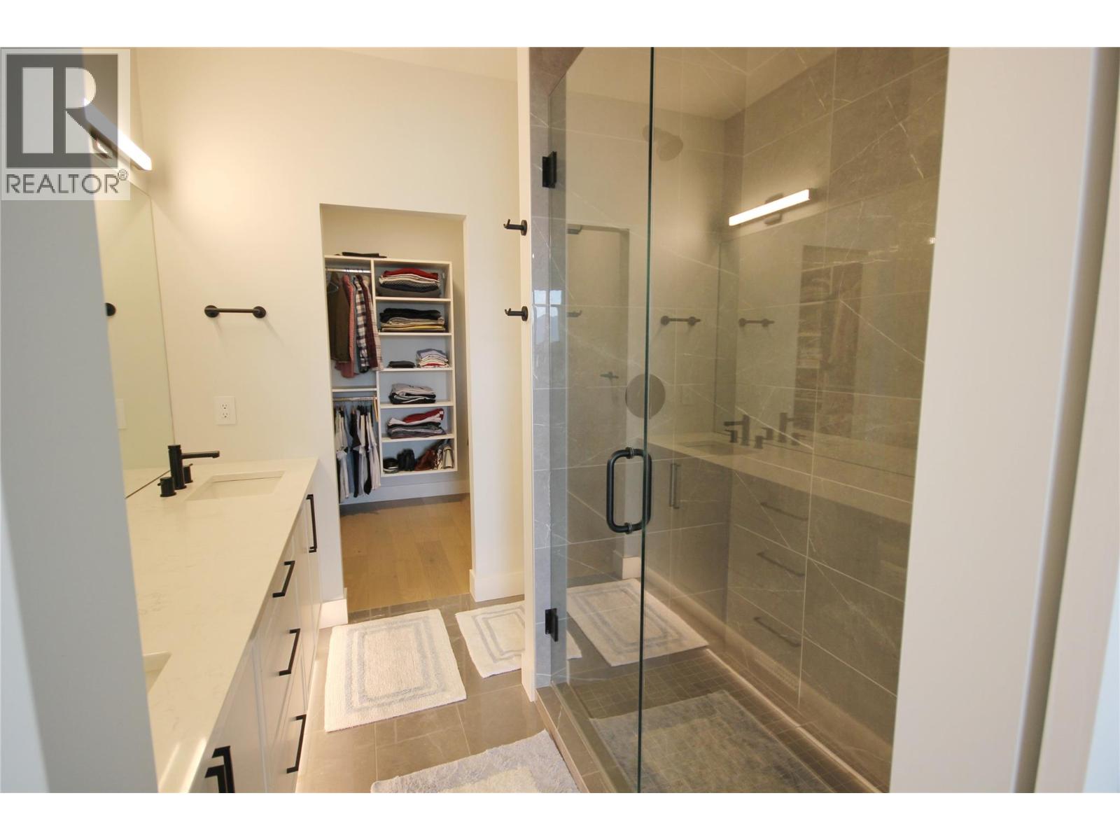 1164 ELK Street, Penticton