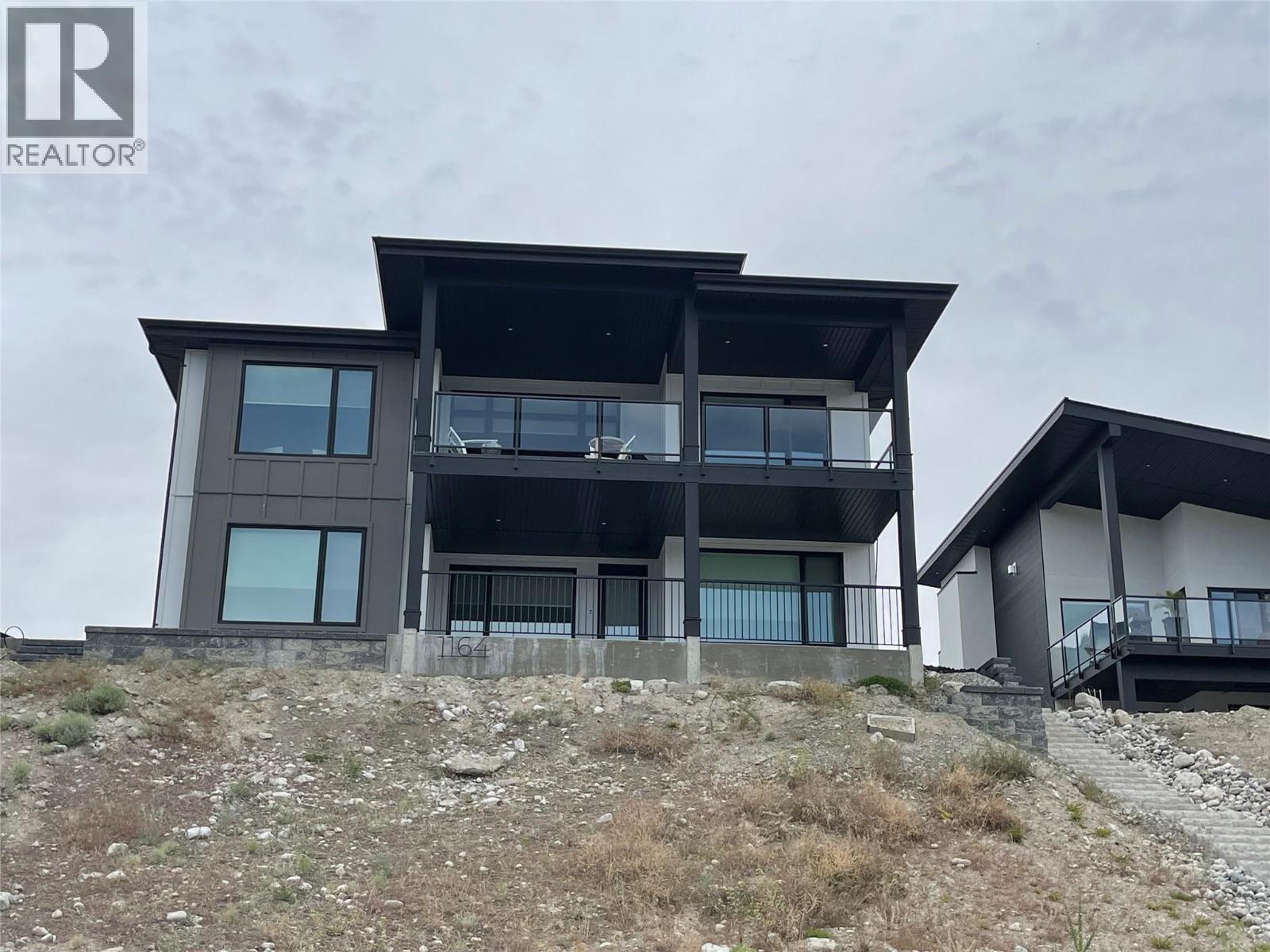 1164 ELK Street, Penticton