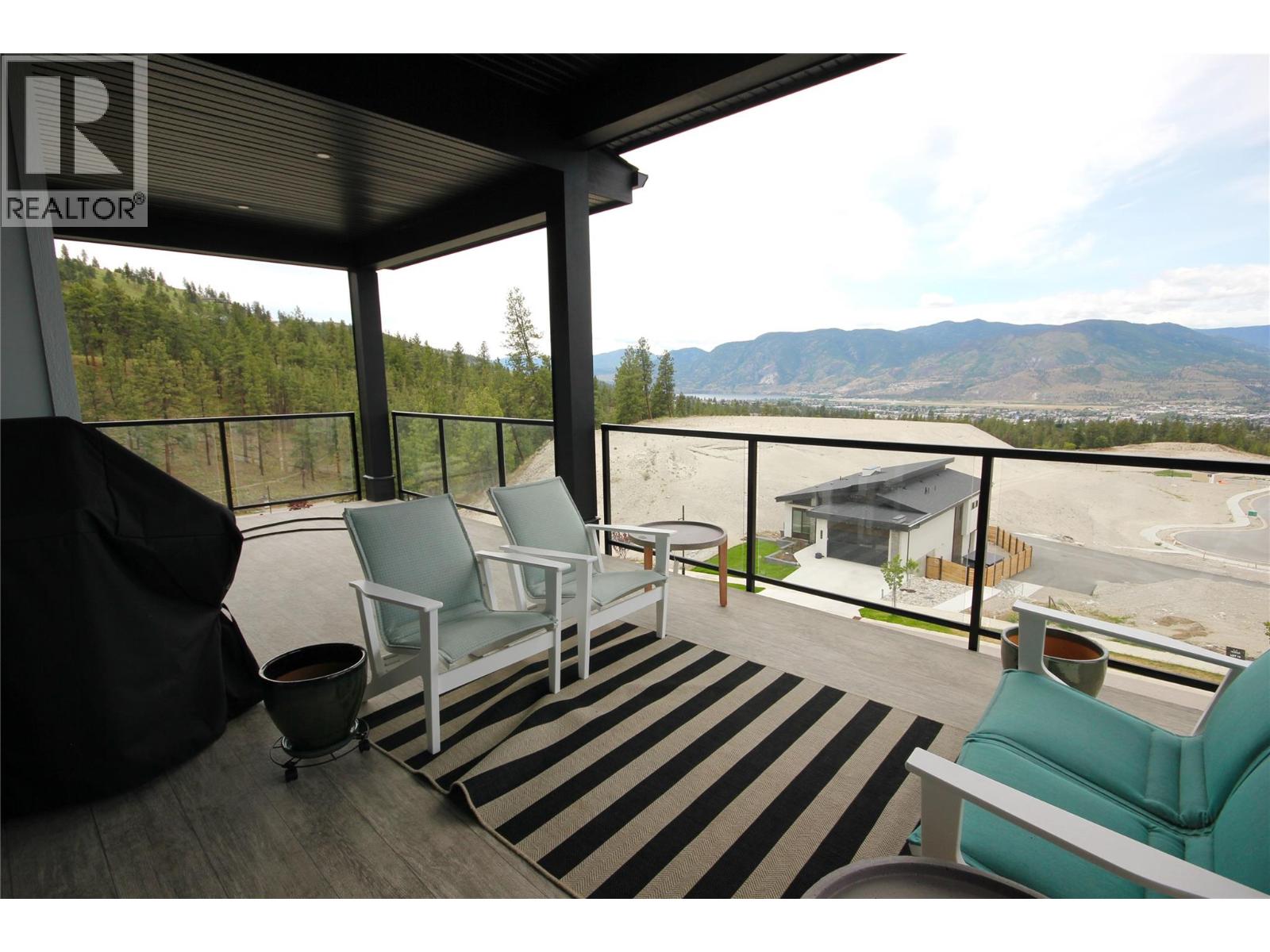 1164 ELK Street, Penticton