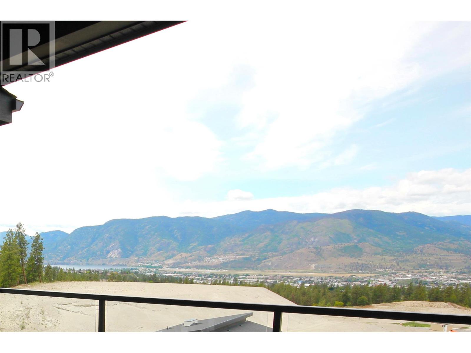 1164 ELK Street, Penticton