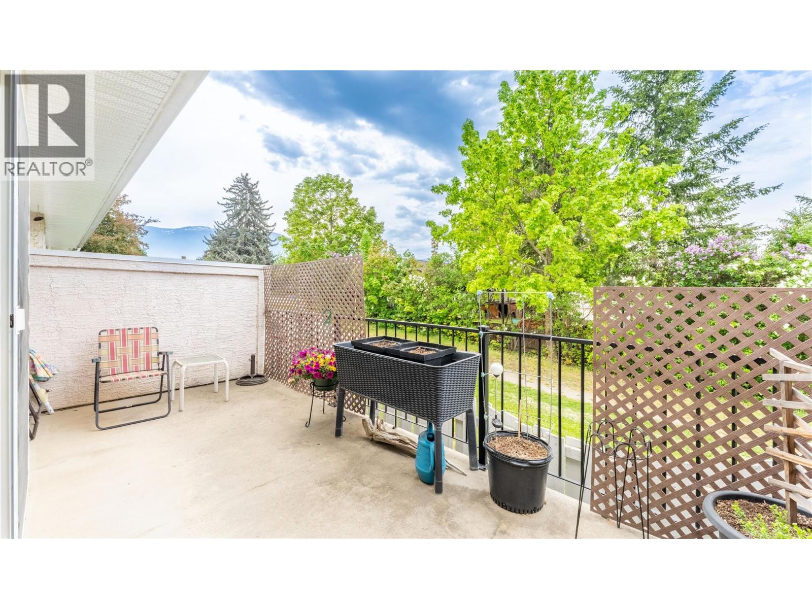 #5 210 20th Avenue S - 5