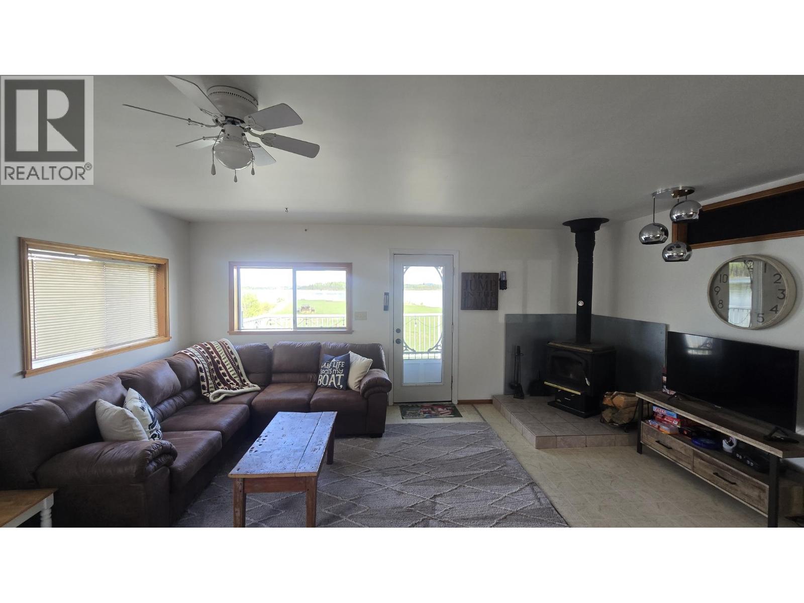 7597 NORTH POINT ROAD - 17