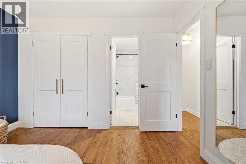 3452 CAPLAN Crescent, Burlington, Ontario, L7N2P8 — Photo 2