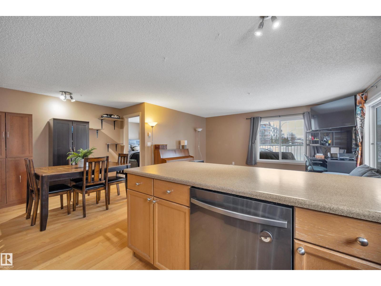 #101 4407 23 ST NW - 9