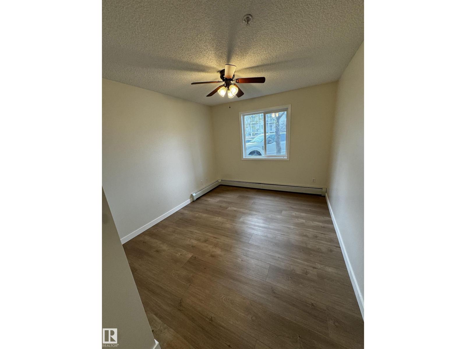 #136 16221 95 ST NW - 5