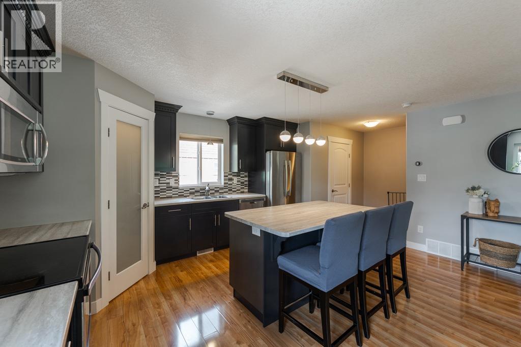 Photo 8 of 39 — 104 1693 7TH AVENUE · Prince George, BC