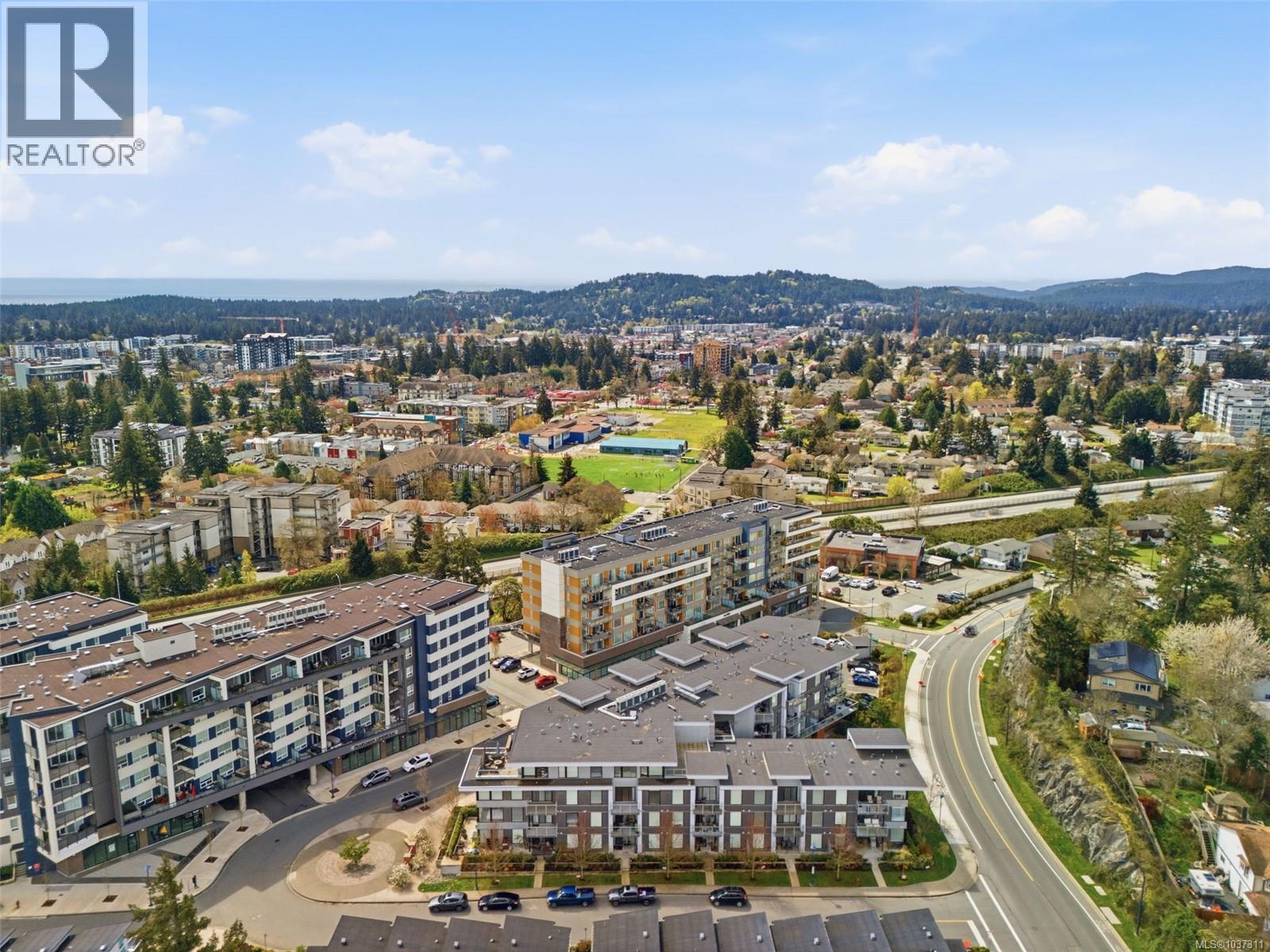 #206 950 Whirlaway Cres - 30