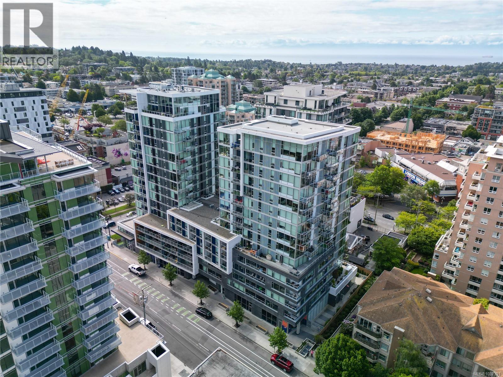 #604 989 Johnson St - 26