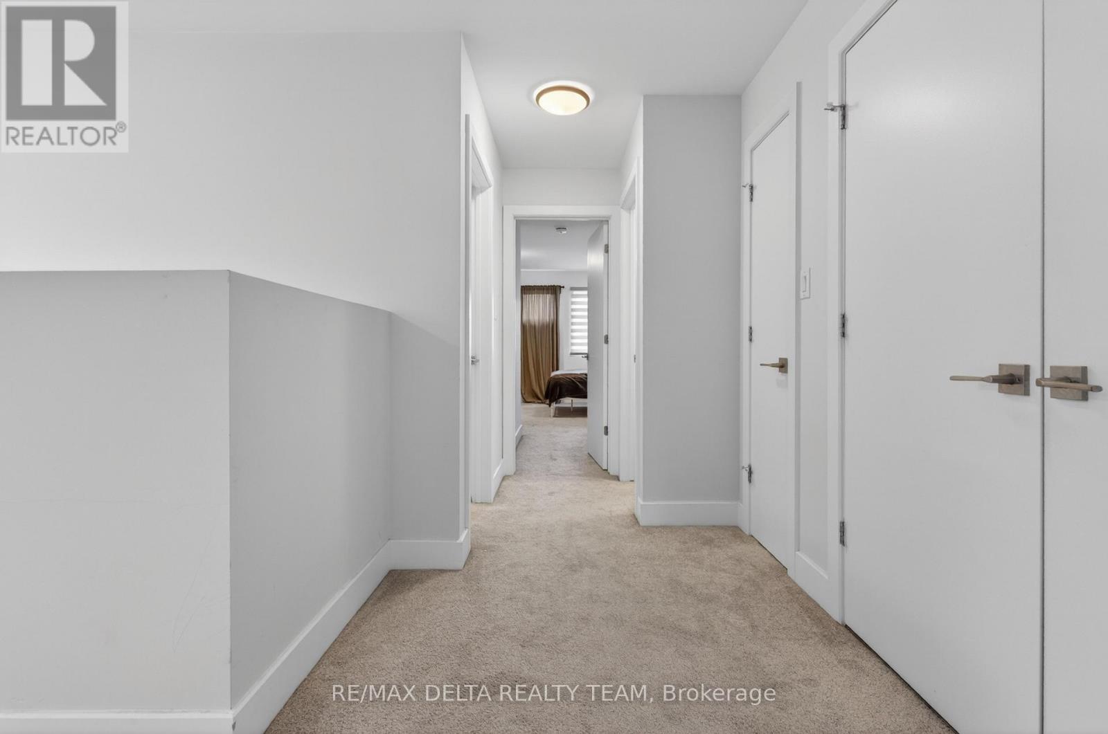 1400 MAYVIEW AVENUE - 32