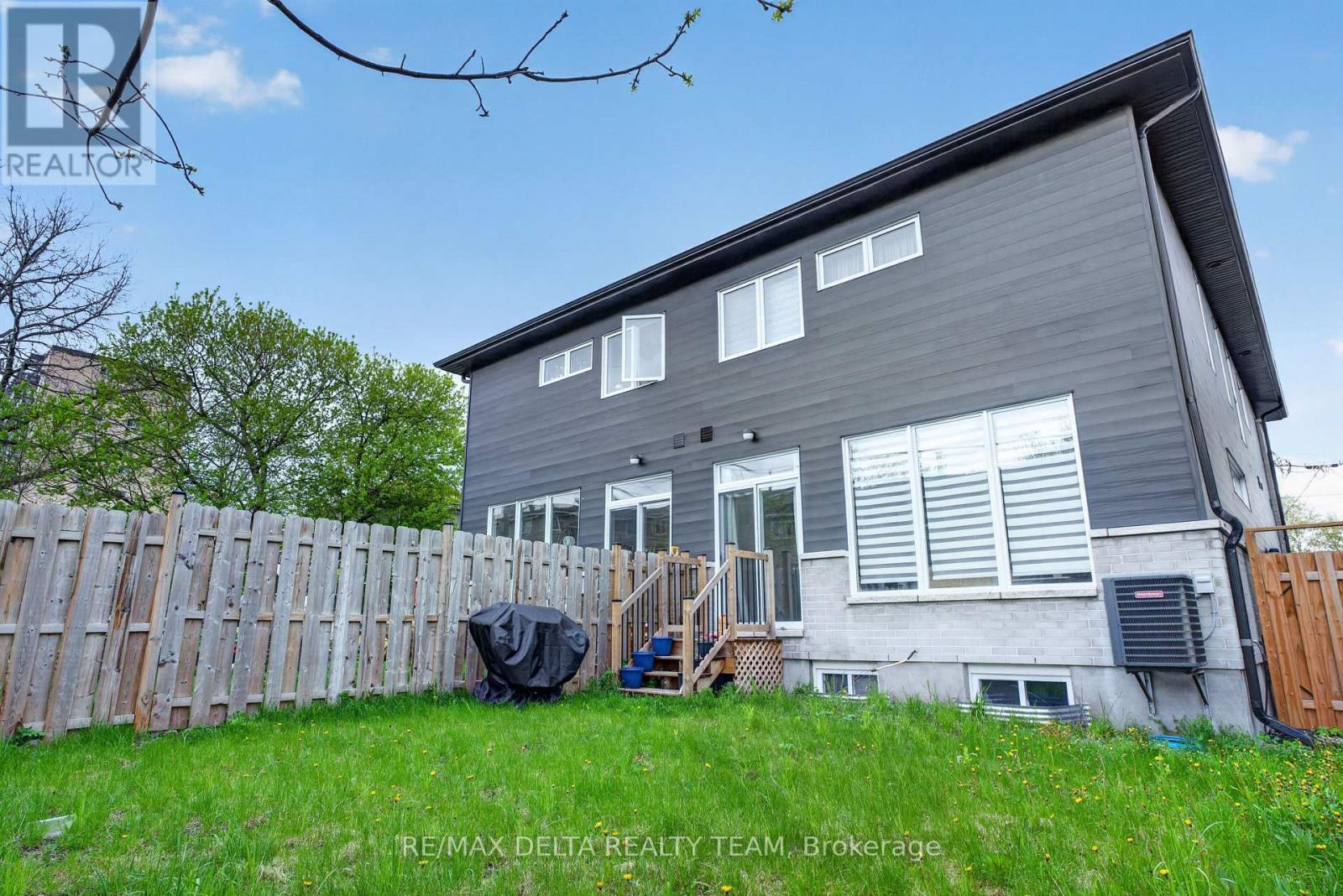 1400 MAYVIEW AVENUE - 47