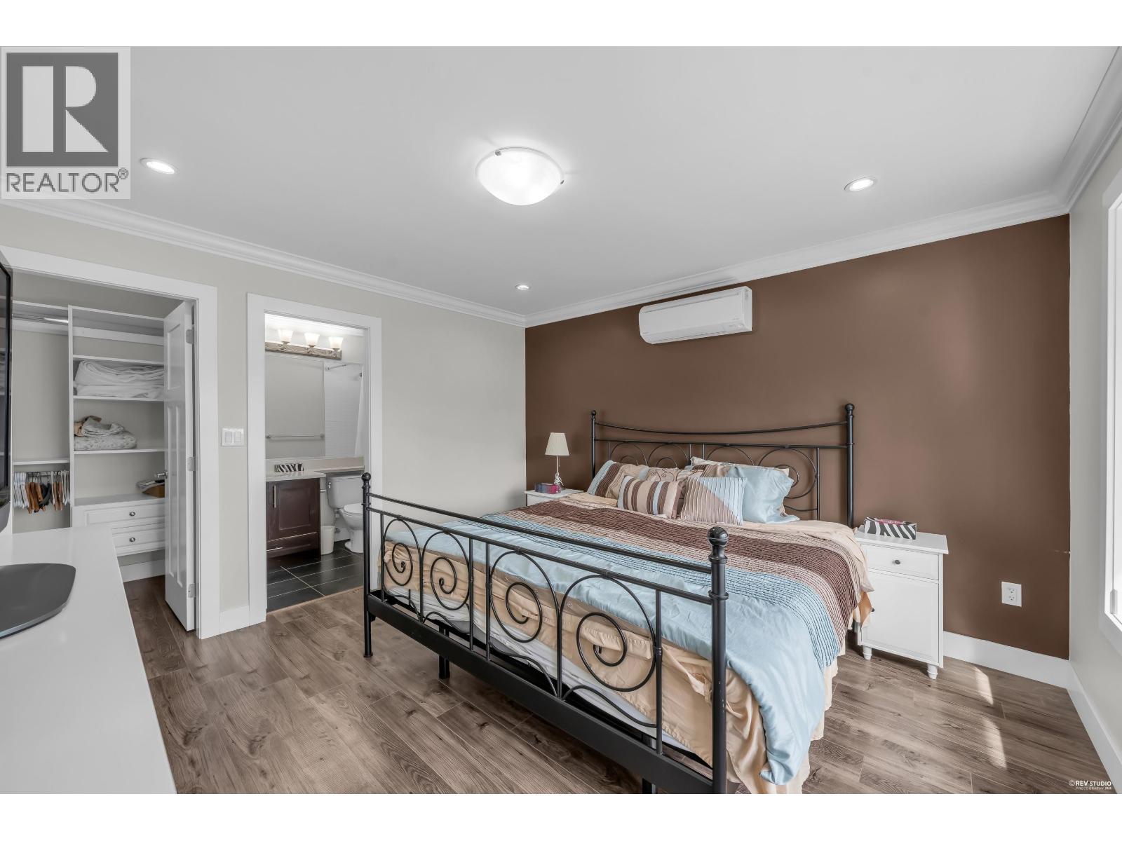 4324 GRETA STREET, Burnaby
