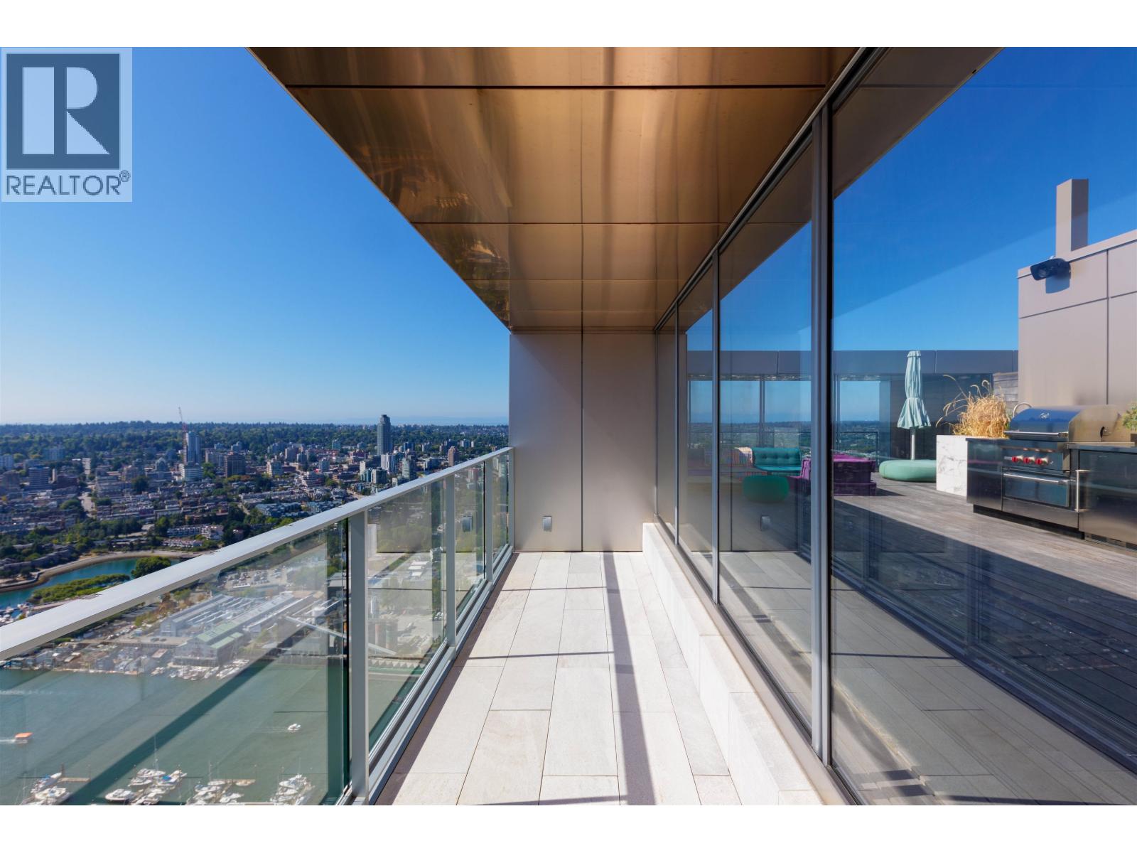 PH1 1480 HOWE STREET, Vancouver