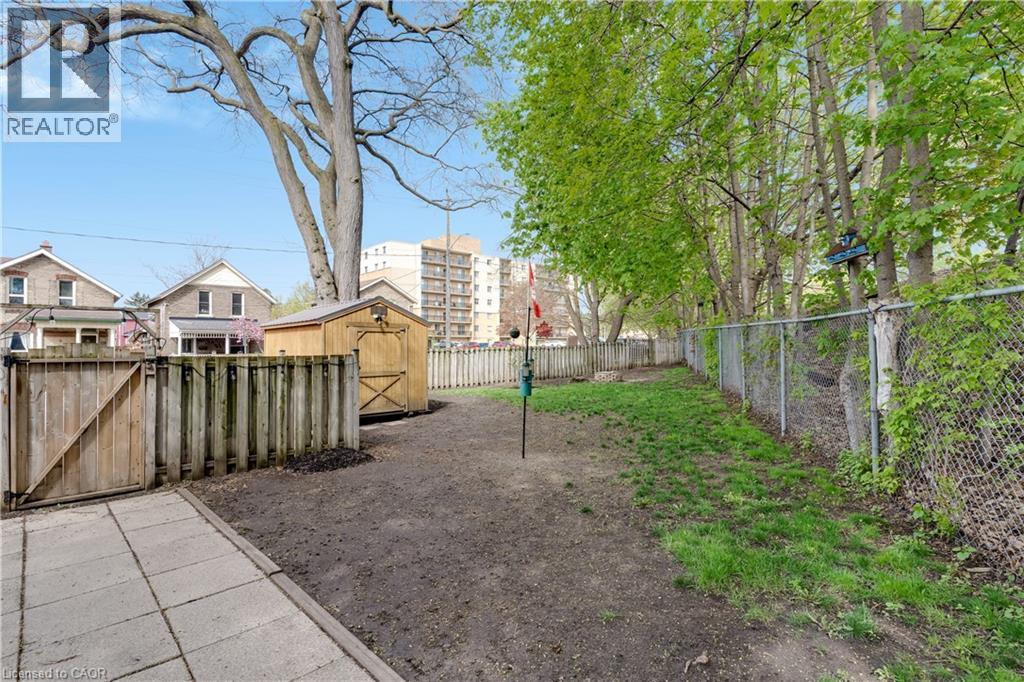 211 WILLIAM Street - 28