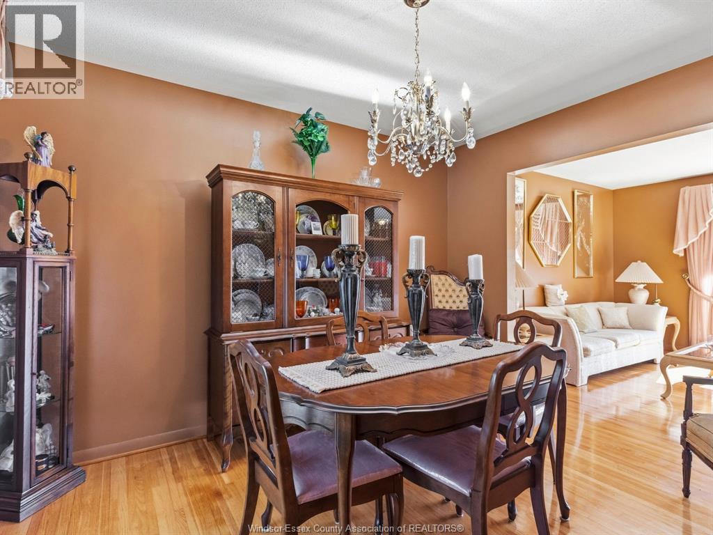 97 WILKINSON COURT - 11